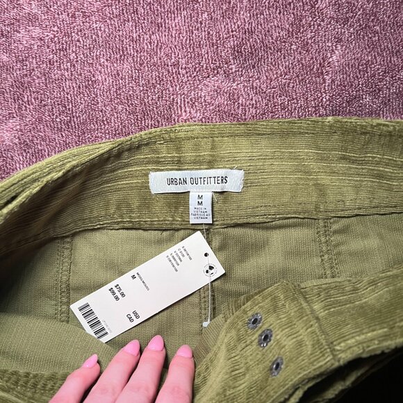 urban outfitters M green corduroy cargo skirt - Picture 2 of 3